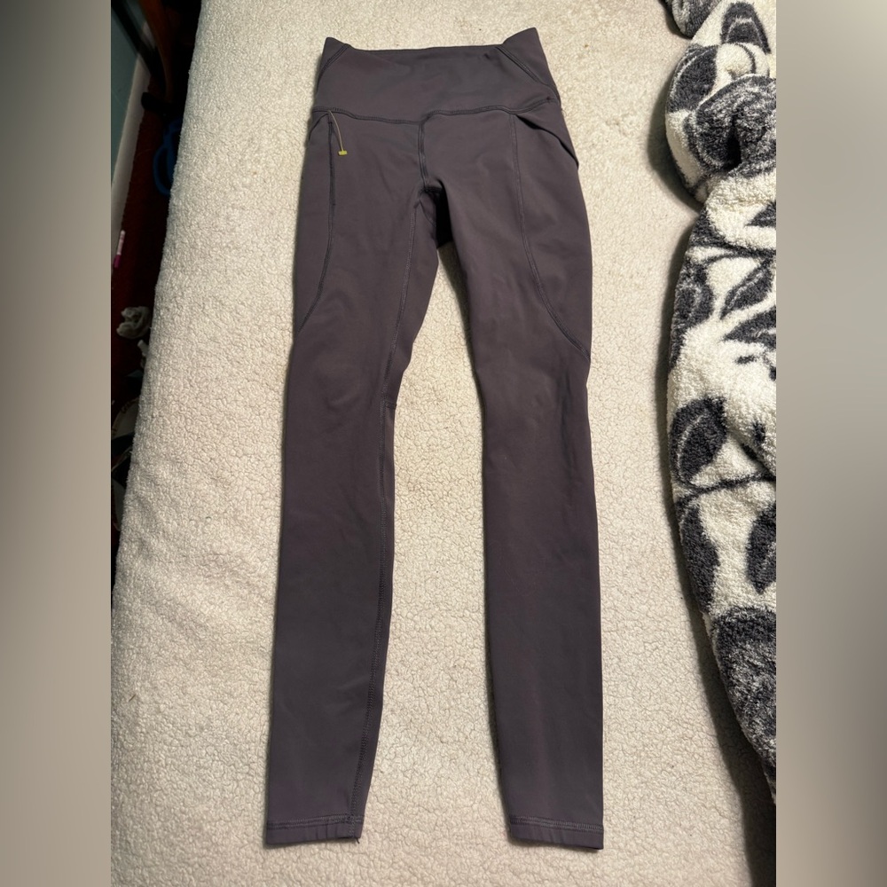 Avalanche Women's Leggings in Dark purple